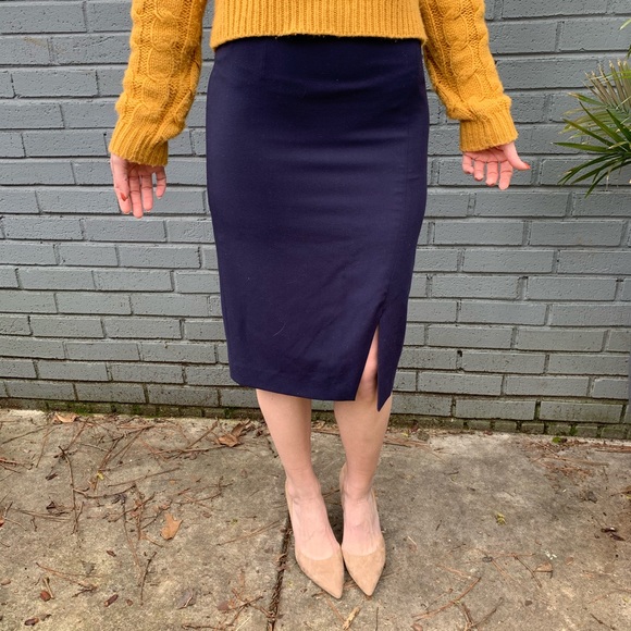 ANTONIO MELANI Dresses & Skirts - ✨3/$8✨Antonio Melani Pencil Skirt